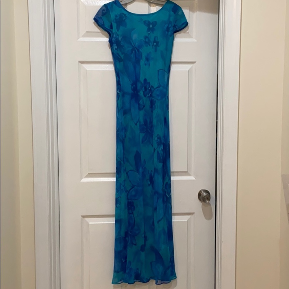 ✨Alyn Paige Dress✨